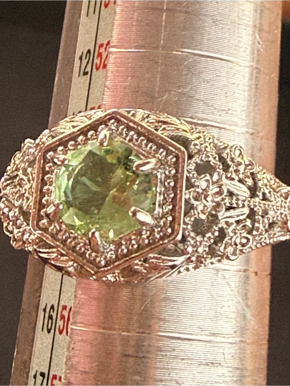 PERIDOT VINTAGE STYLE ART DECO FILIGREE RING Sz7